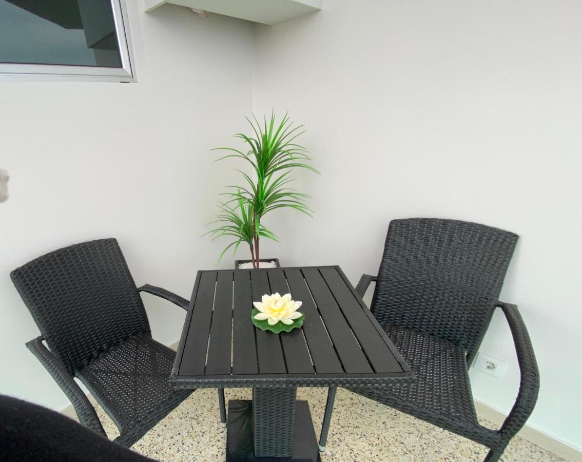 Hermoso Edificio Frente Al Mar Con Gran Terraza Y Hermosas Vistas Las Palmas de Gran Canaria Ngoại thất bức ảnh