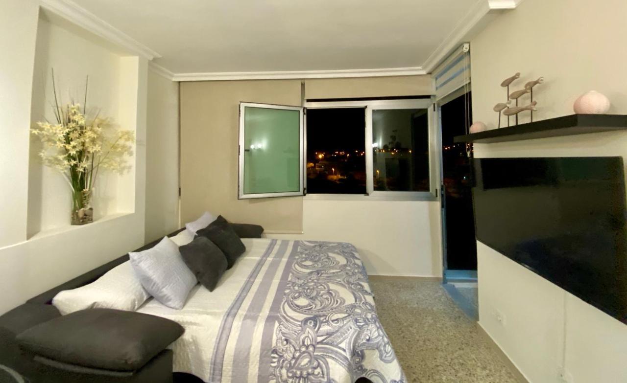 Hermoso Edificio Frente Al Mar Con Gran Terraza Y Hermosas Vistas Las Palmas de Gran Canaria Ngoại thất bức ảnh
